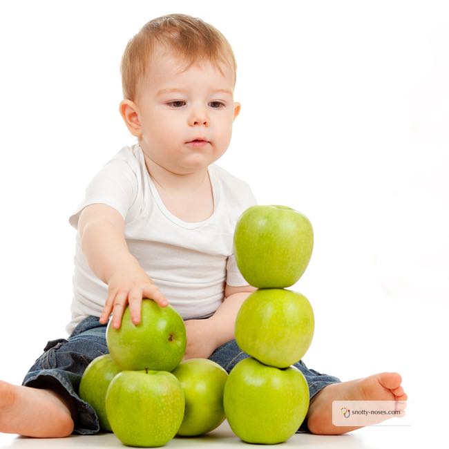 How to introduce your baby to solids, by a paediatrician;