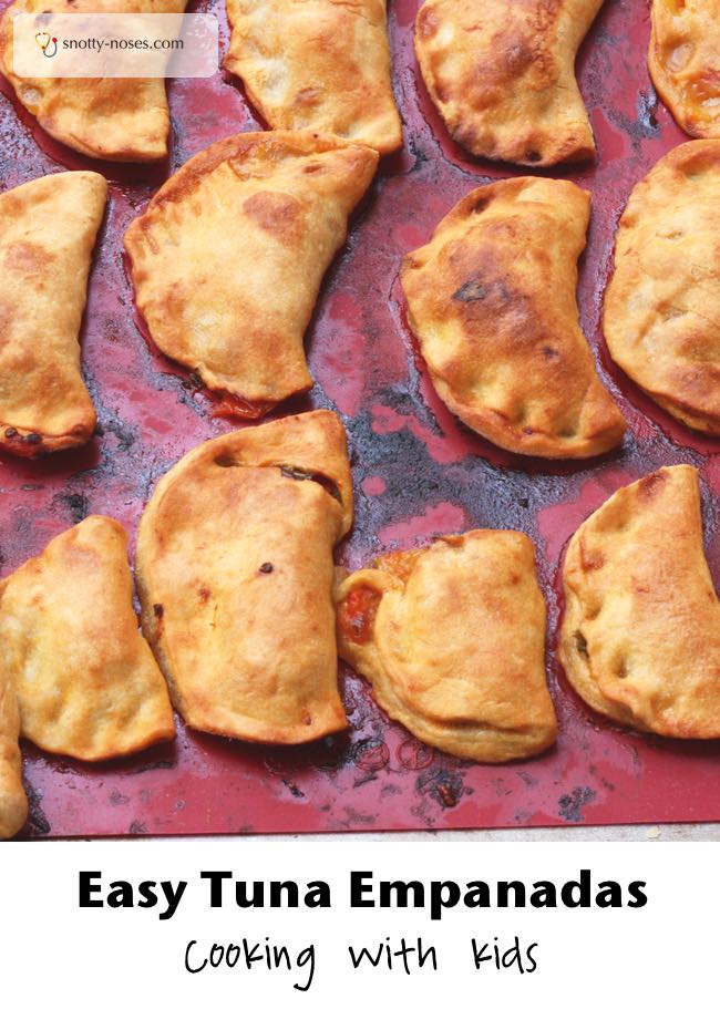 How to Make Tuna Empanadas with your Children. Fun Cooking with Kids.