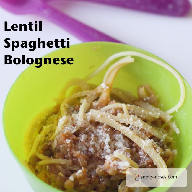 Healthy Lentil Spaghetti Bolognese. A healthy and easy alternative to meat that your kids will love.