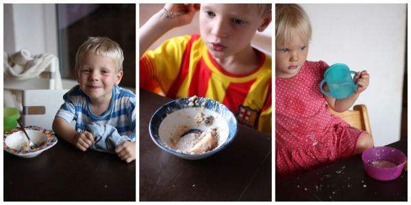 Easy to make apple crumble. Cooking with kids